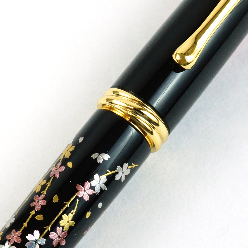Kuretake Fountain Brush Pen Yume Gingna Maki-e Monogatari: Weeping Cherry (DAY140-32)