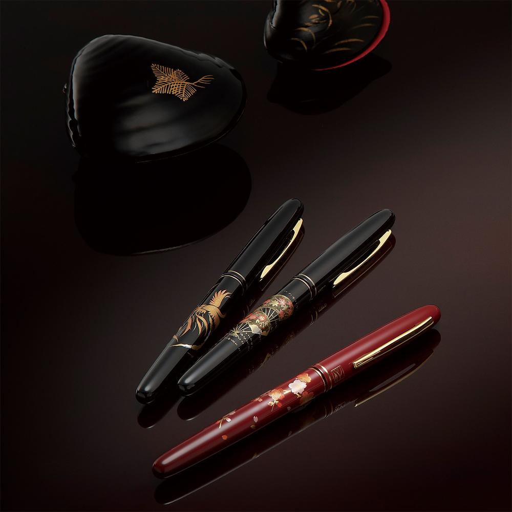 Kuretake Fountain Brush Pen Makie Monogatari Branch Cherry Black (DU180-215)