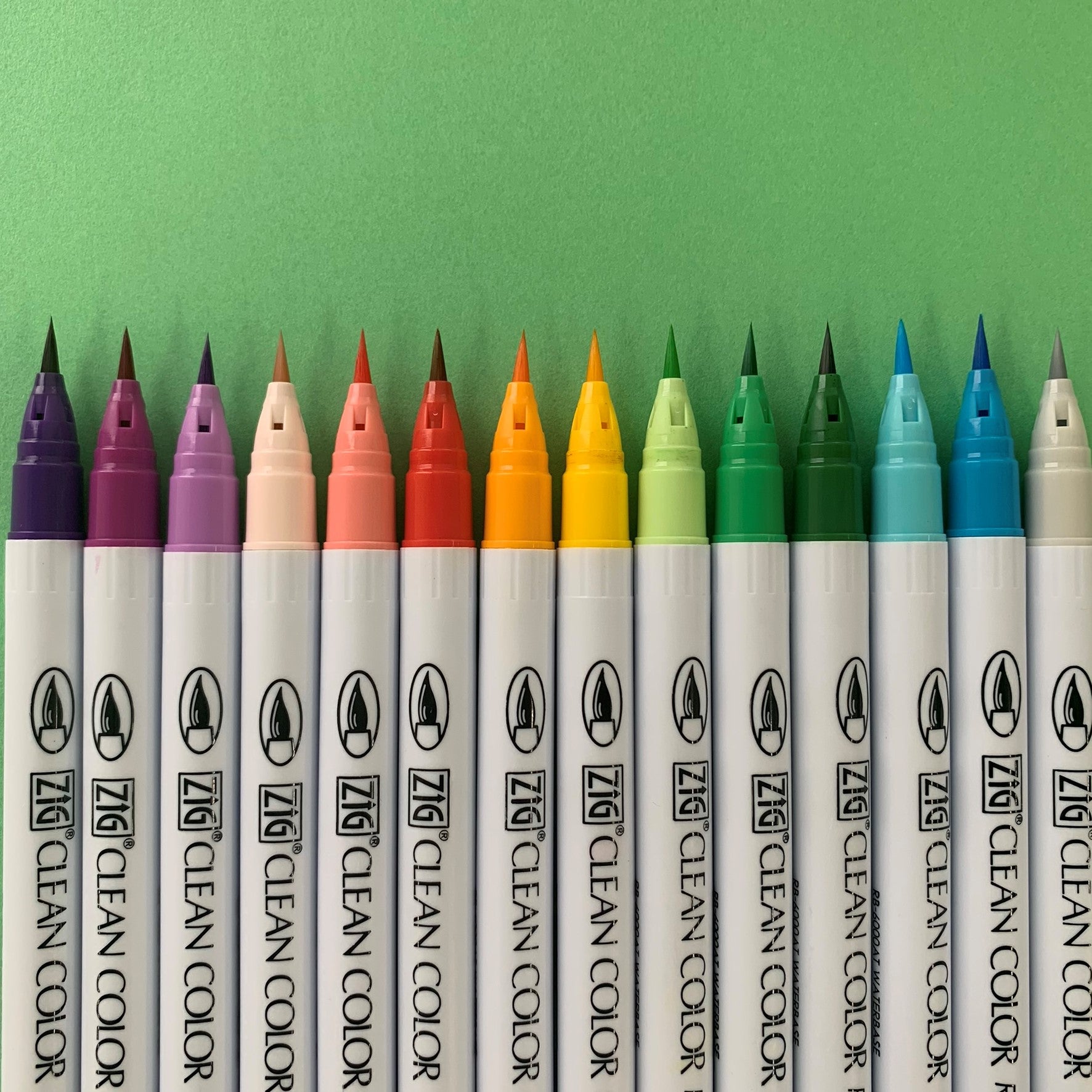 Kuretake ZIG CLEAN COLOR Real Brush 60-Color Set (RB-6000AT/60V)